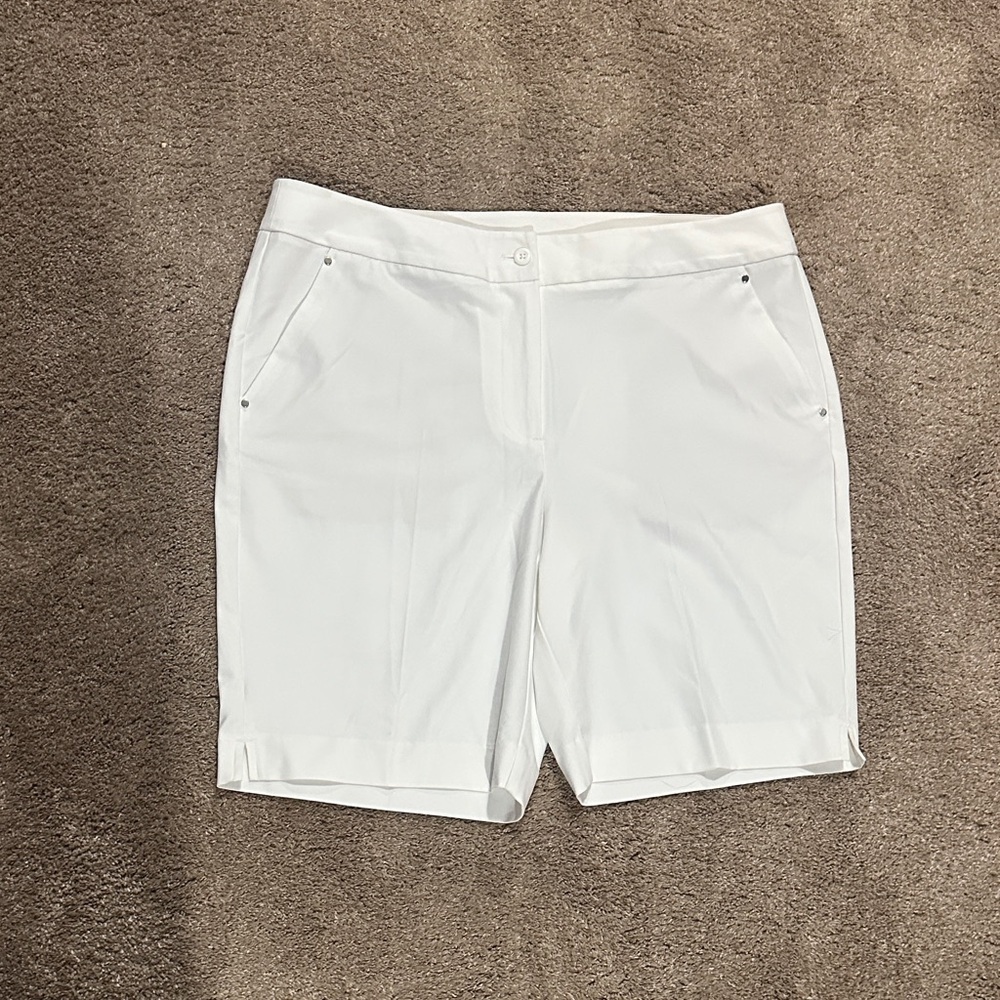 Greg Norman Collection Women's White Bermudas